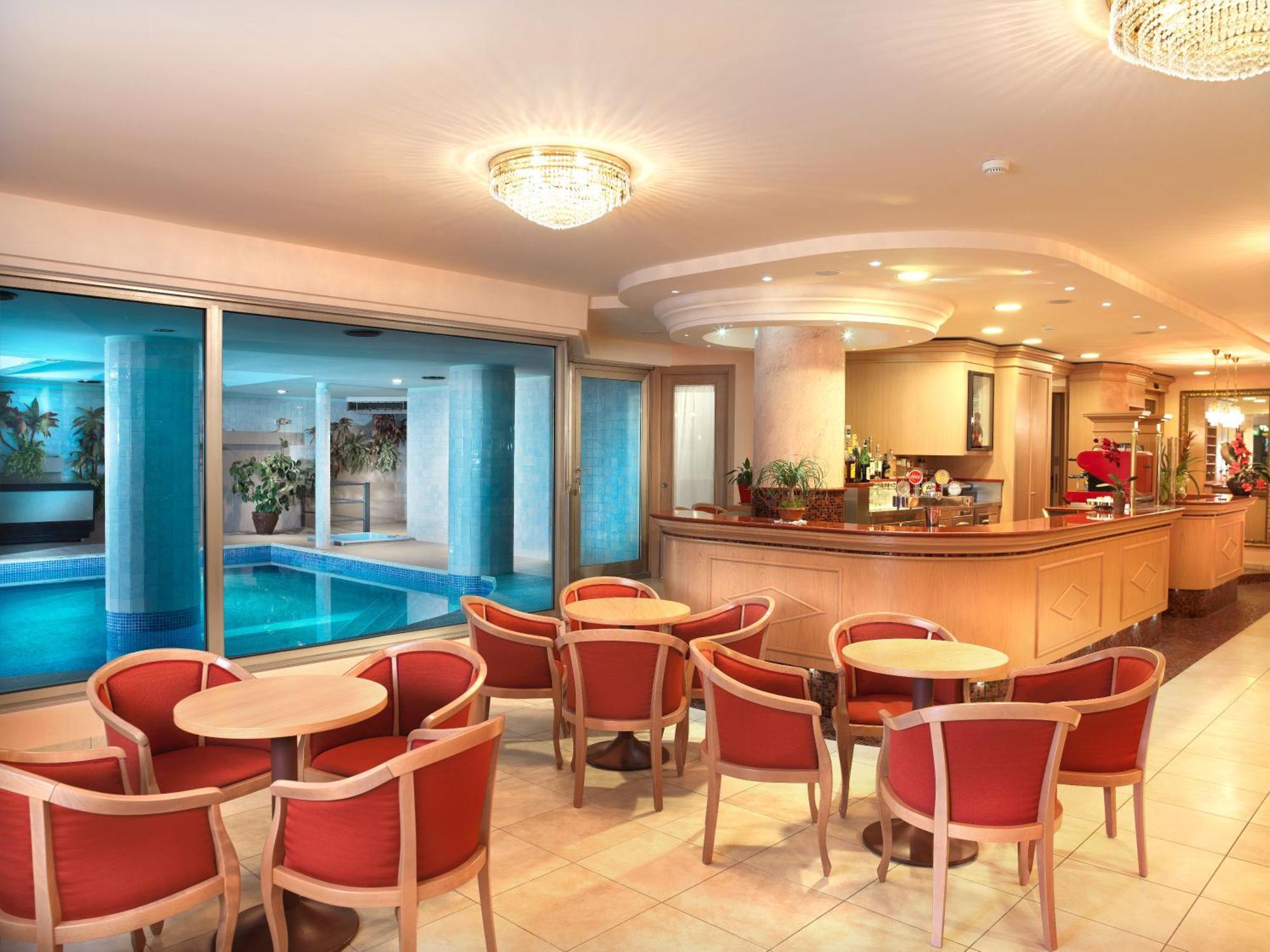 Hotel Mondial Беллария-Иджеа-Марина Экстерьер фото